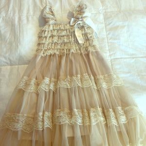 Girls dress